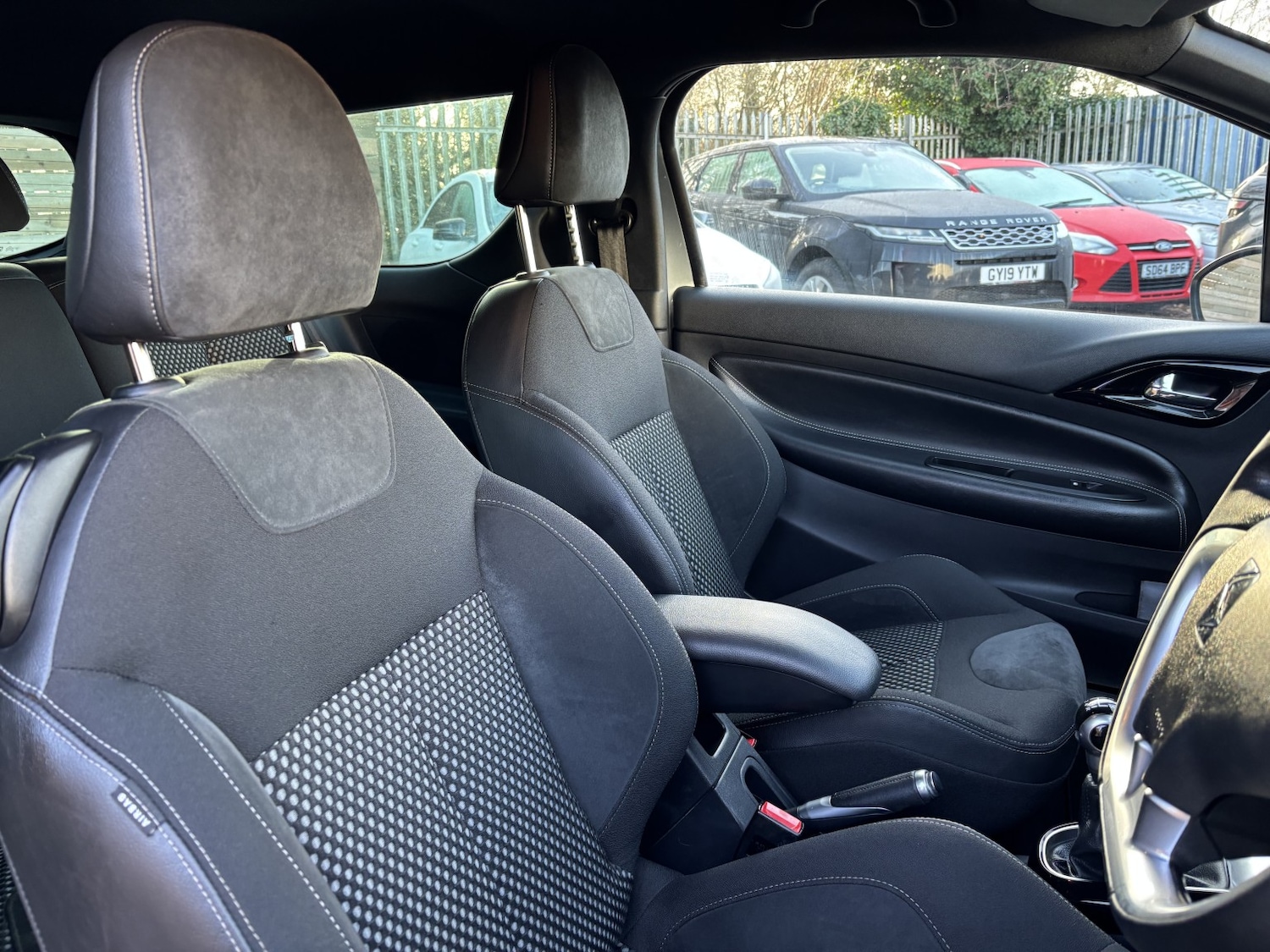 Used Citroen DS3 2012 for sale - 76924512: Photo 8