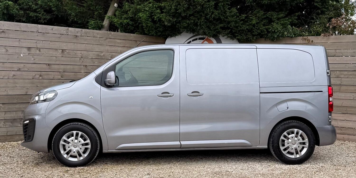 Used Vauxhall Vivaro 2021 for sale - 76313894: Photo 2