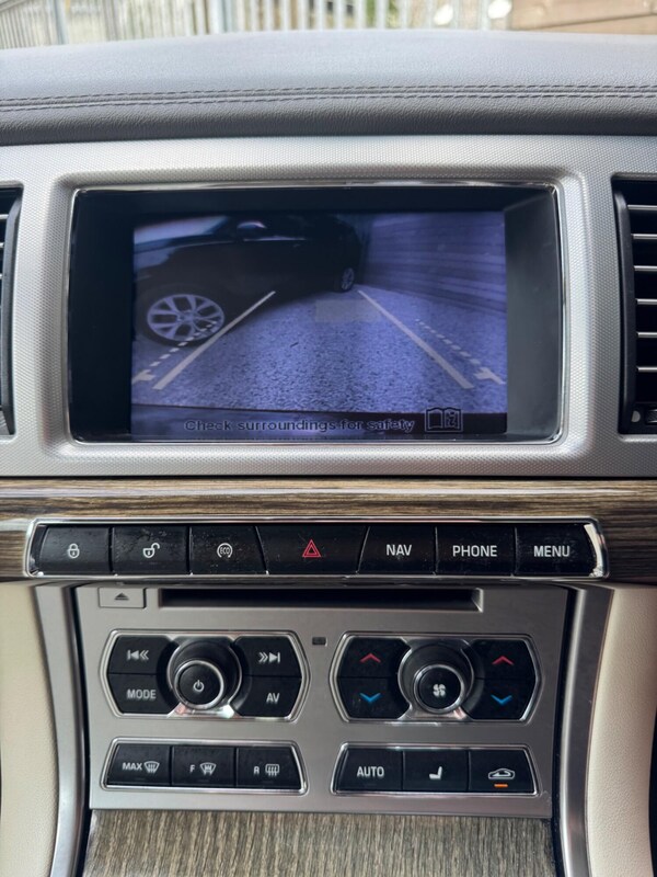 Used Jaguar XF 2013 for sale - 75664522: Photo 8