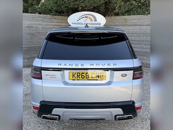 Used Land Rover Range Rover Sport 2018 for sale - 79725073: Photo