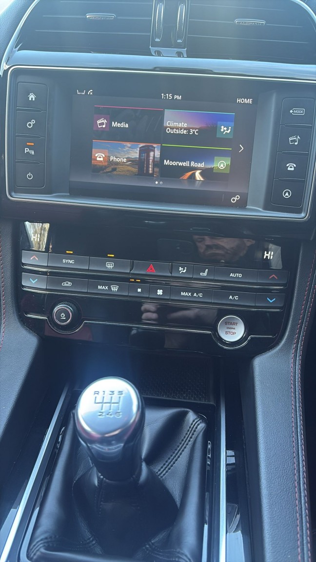 Used Jaguar F-Pace 2017 for sale - 76670809: Photo 11