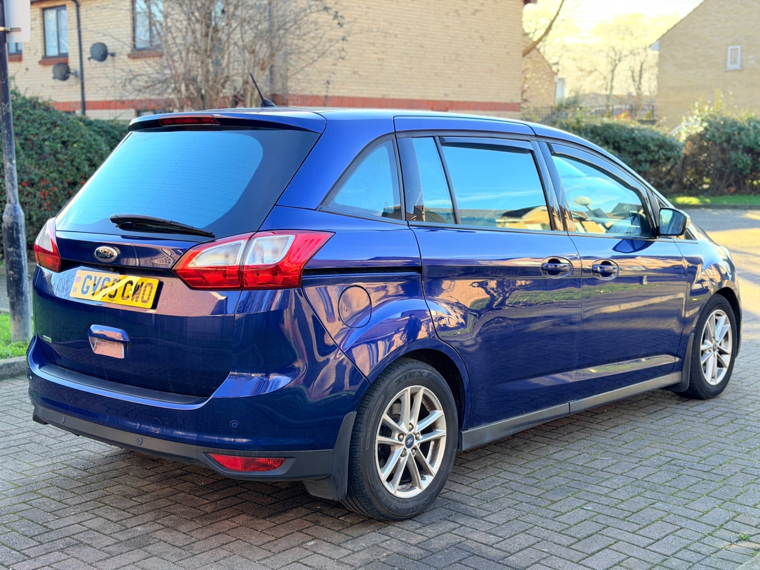 Used Ford Grand C-Max 2015 for sale - 77201061: Photo 4