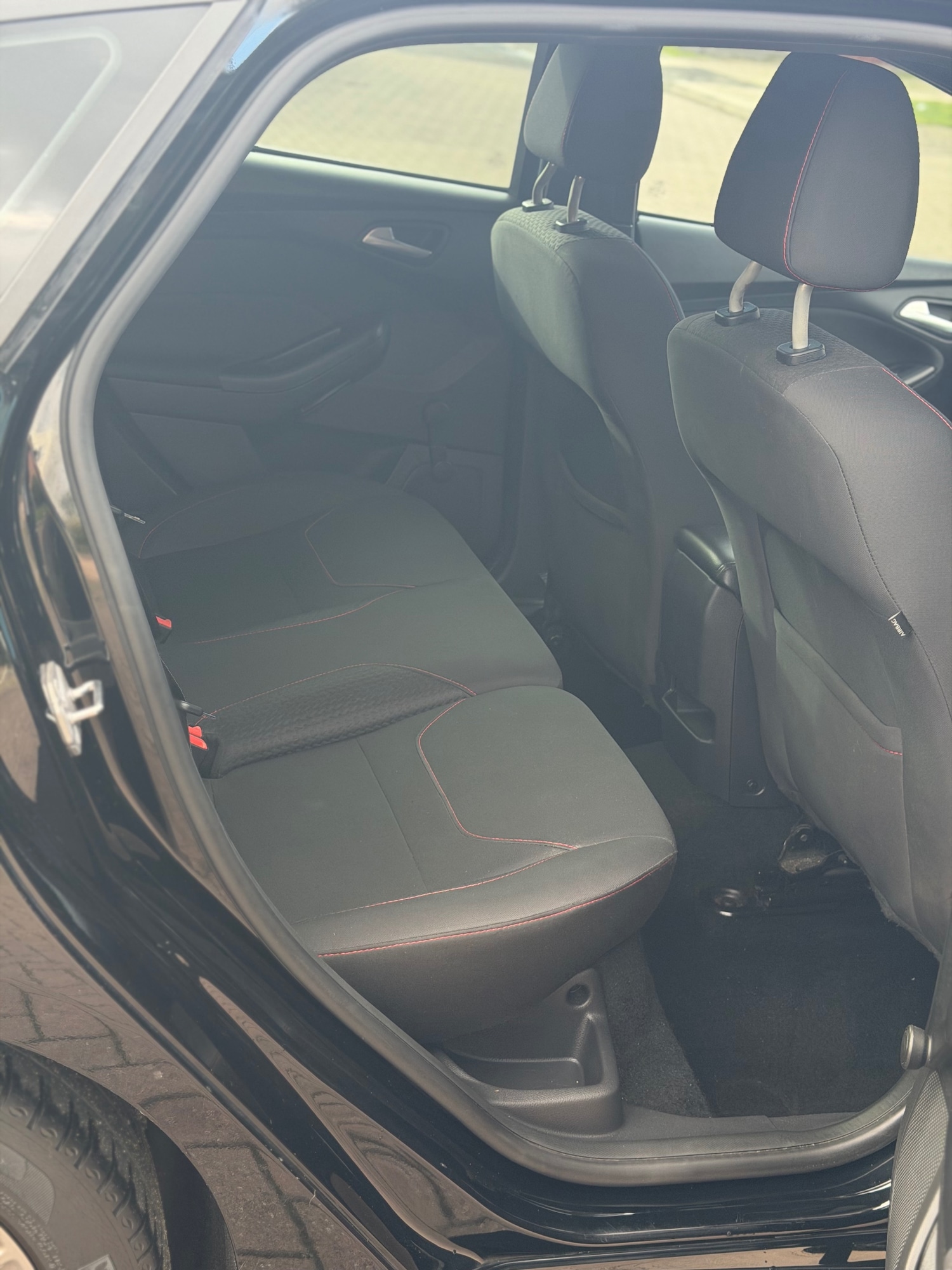 Used Ford Focus 2018 for sale - 76380391: Photo 9