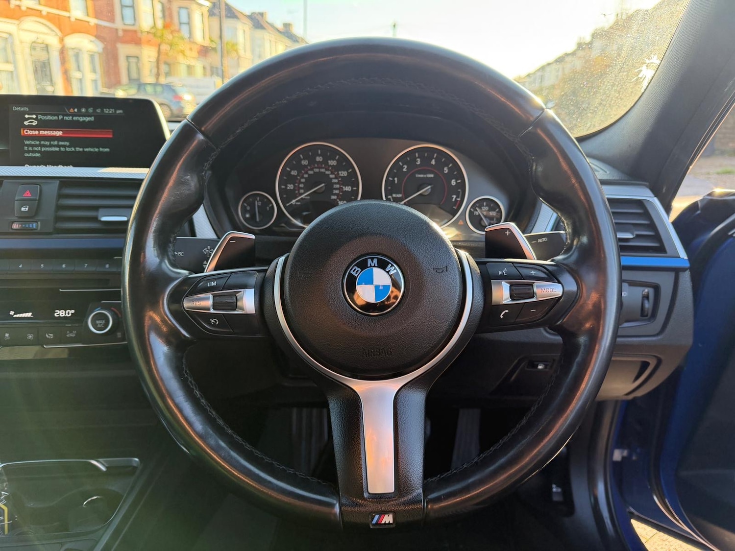 Used BMW 3 Series 2017 for sale - 77201064: Photo 11