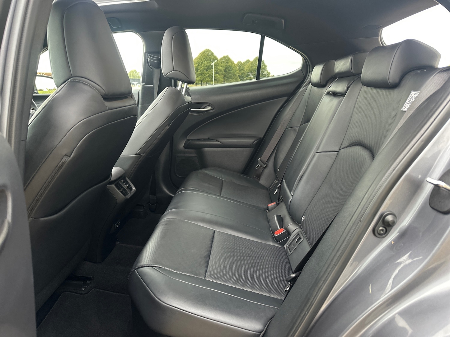 Used Lexus UX 2020 for sale - 76281475: Photo 29