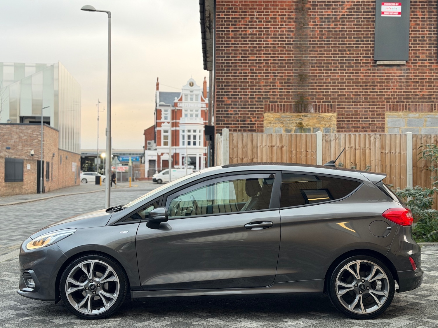 Used Ford Fiesta 2019 for sale - 77009876: Photo 4