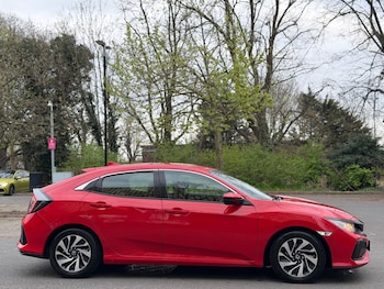 Used Honda Civic 2018 for sale - 78464410: Photo