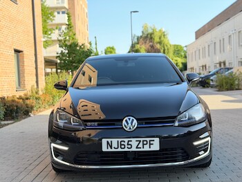 Used Volkswagen Golf 2015 for sale - 78464110: Photo