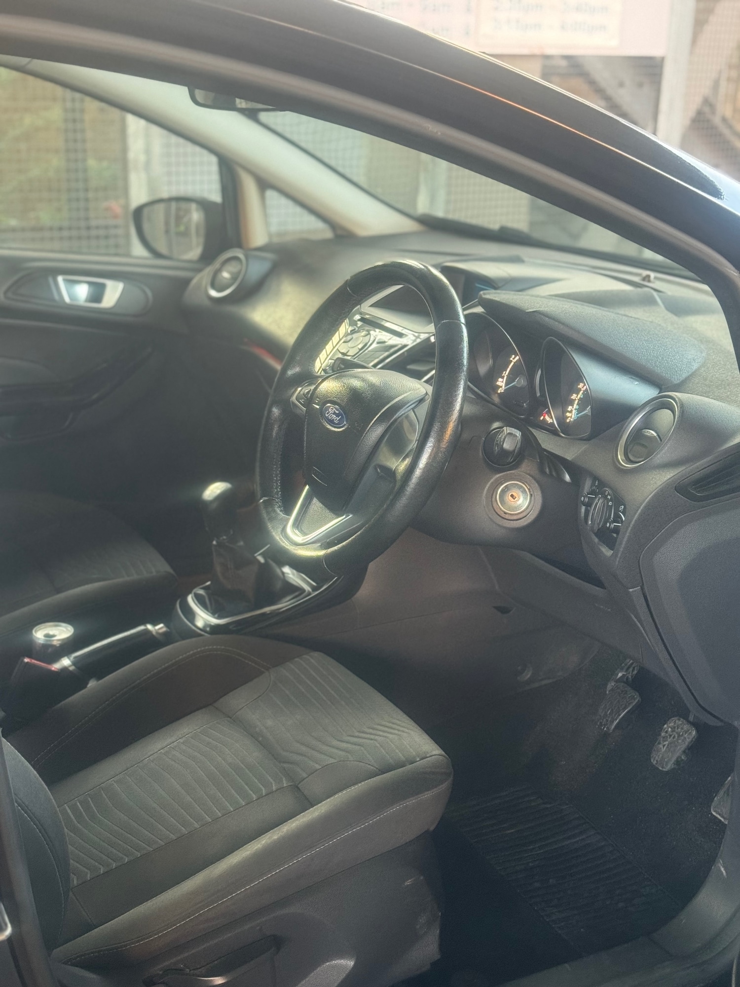 Used Ford Fiesta 2015 for sale - 76257583: Photo 11
