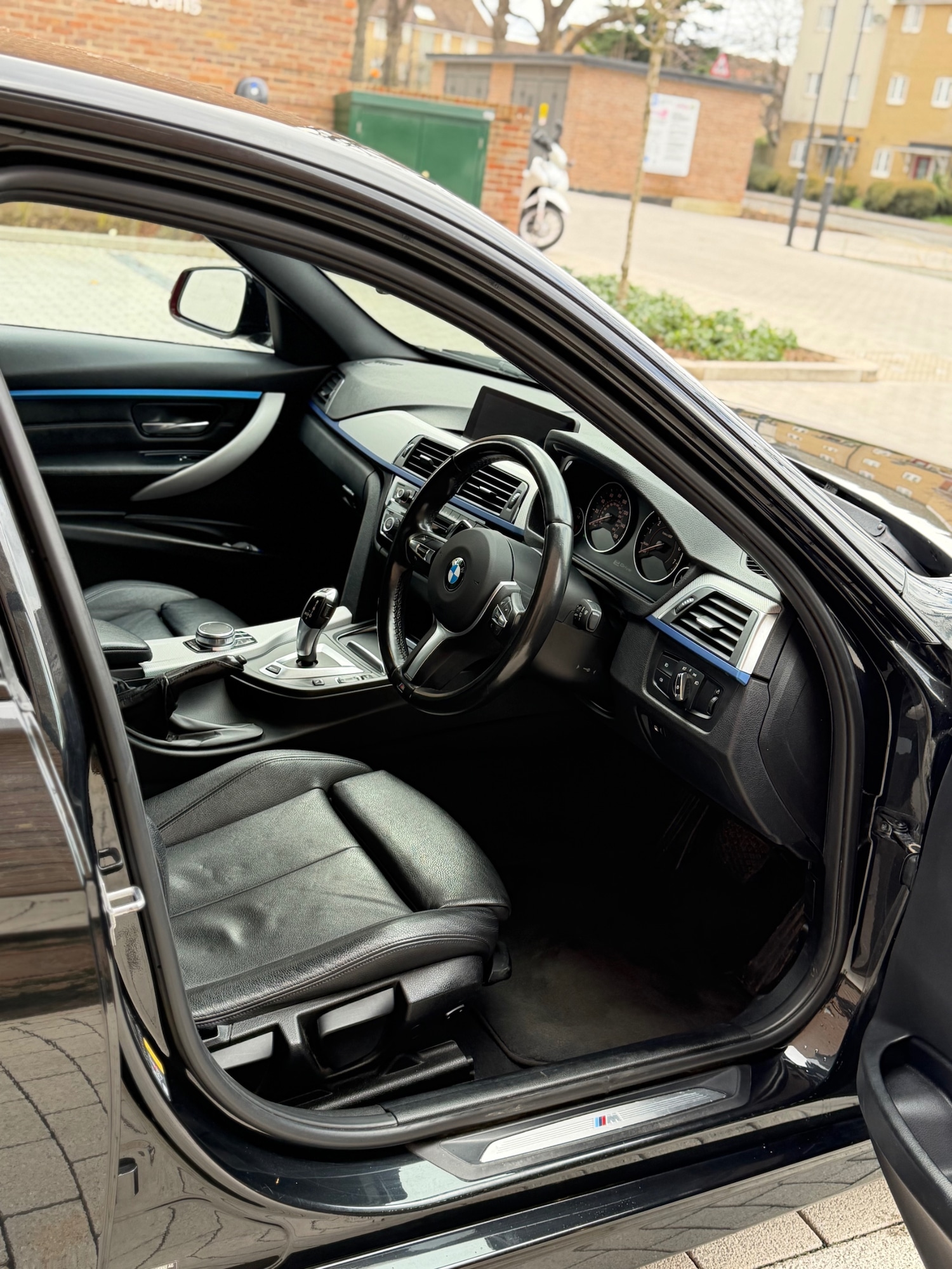 Used BMW 3 Series 2016 for sale - 77706112: Photo 11