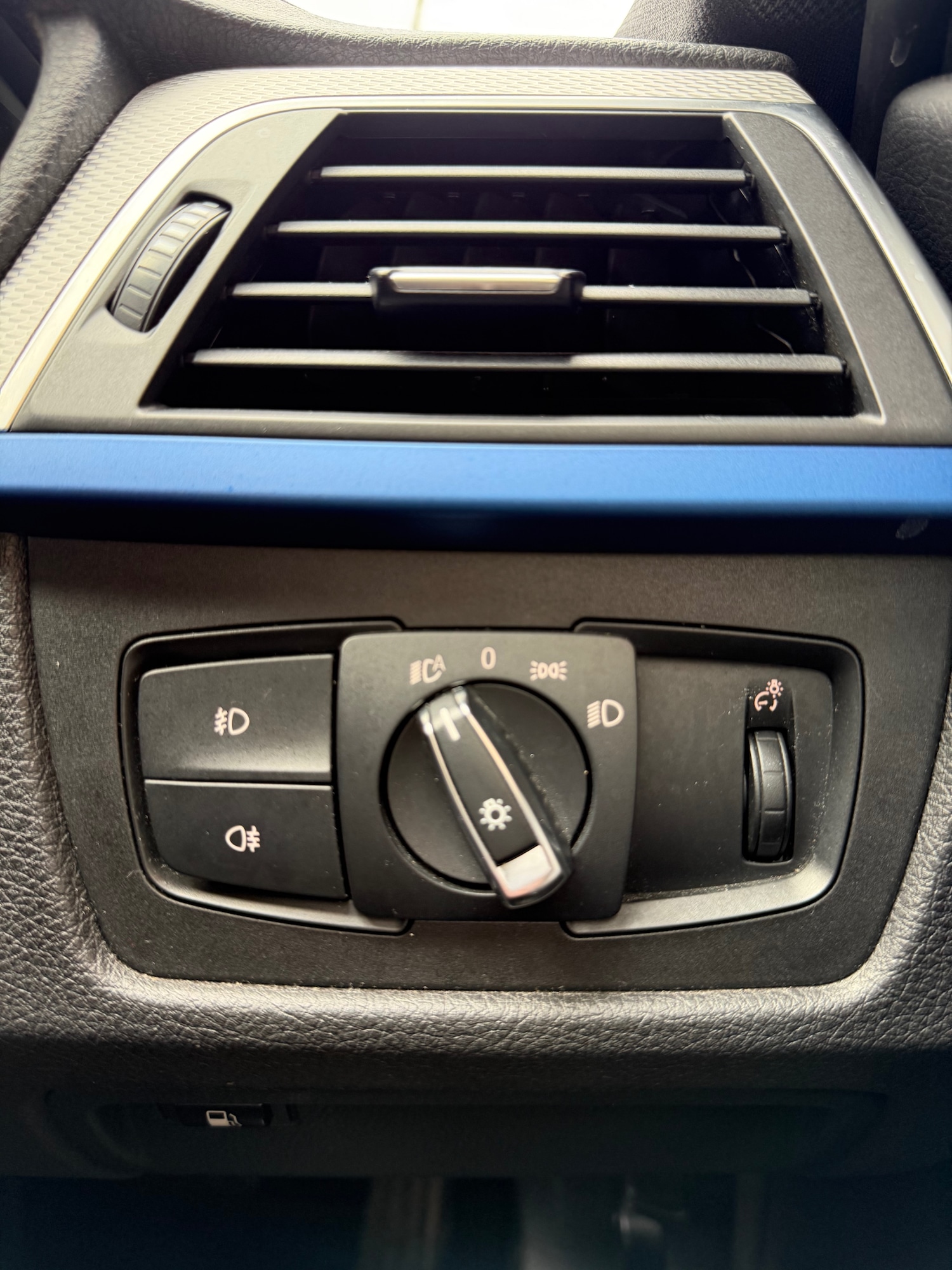 Used BMW 3 Series 2016 for sale - 77706112: Photo 20