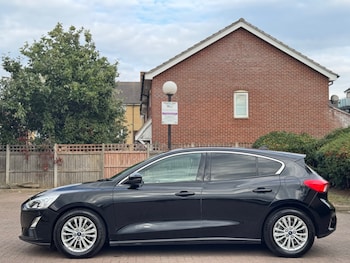Used Ford Focus 2019 for sale - 75694713: Photo