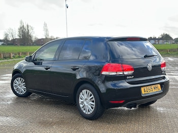 Used Volkswagen Golf 2009 for sale - 77420276: Photo