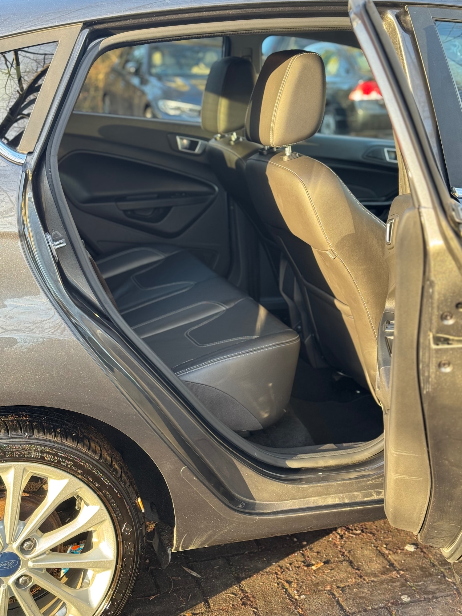 Used Ford Fiesta 2015 for sale - 77186537: Photo 12