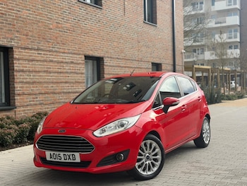 Used Ford Fiesta 2015 for sale - 77592026: Photo