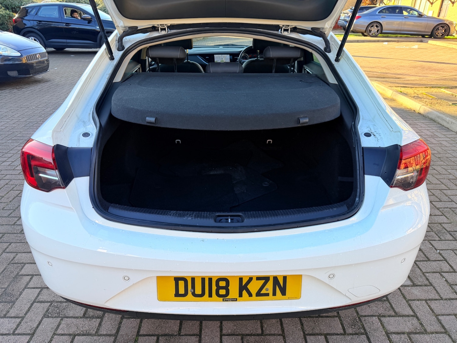 Used Vauxhall Insignia 2018 for sale - 77200972: Photo 14