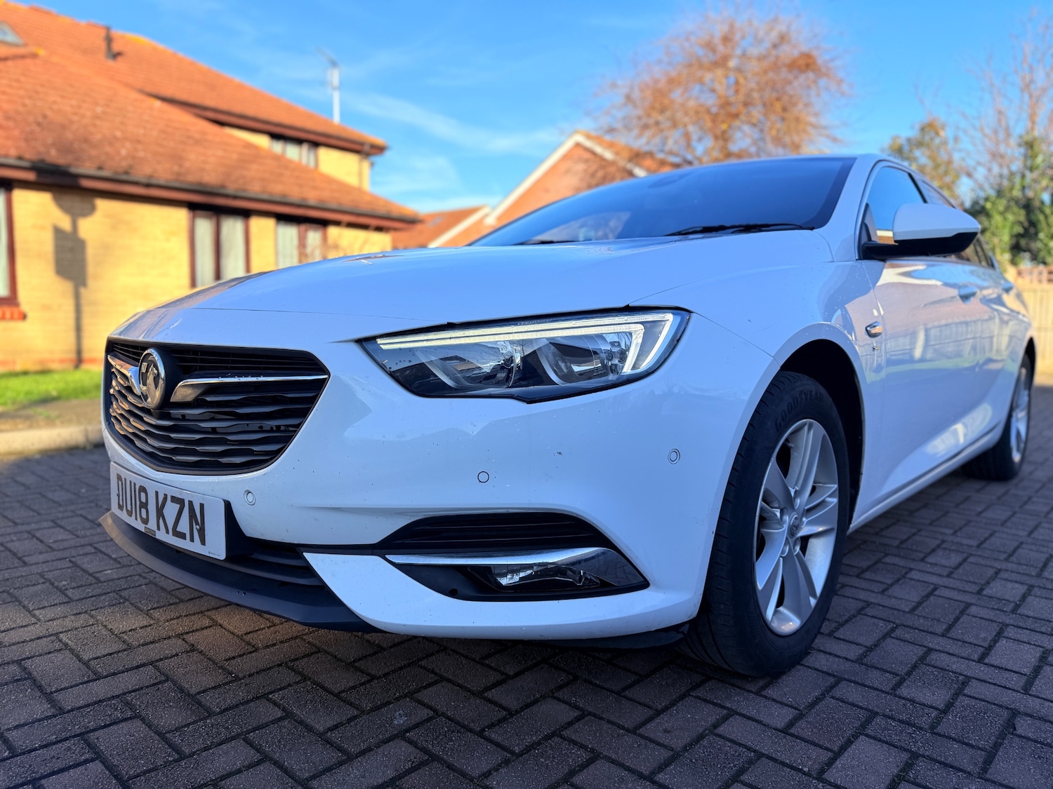 Used Vauxhall Insignia 2018 for sale - 77200972: Photo 8