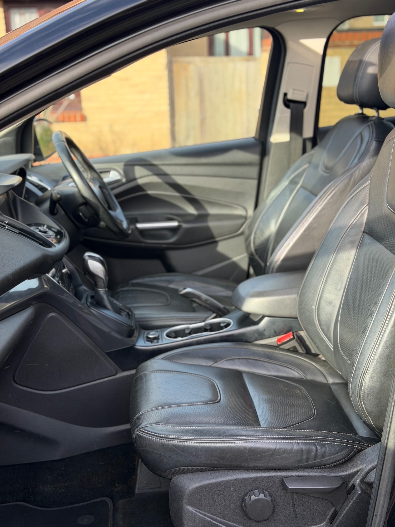 Used Ford Kuga 2015 for sale - 77319780: Photo 11