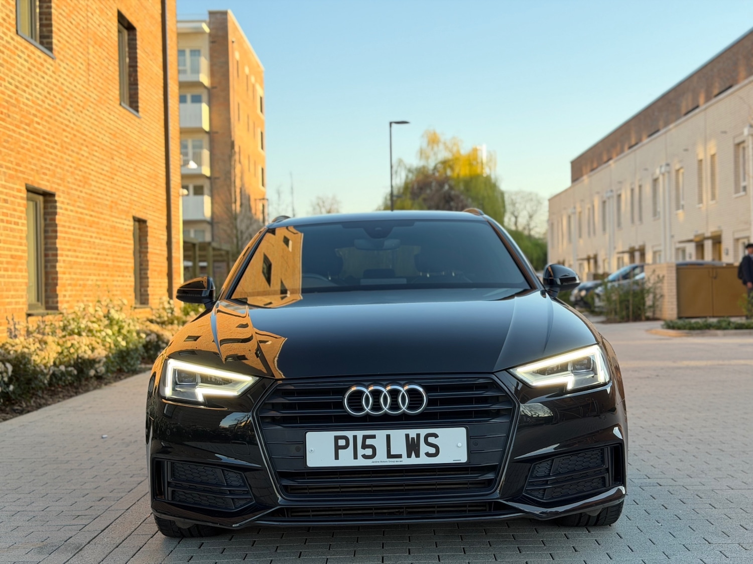 Used Audi A4 2016 for sale - 77939291: Photo 2