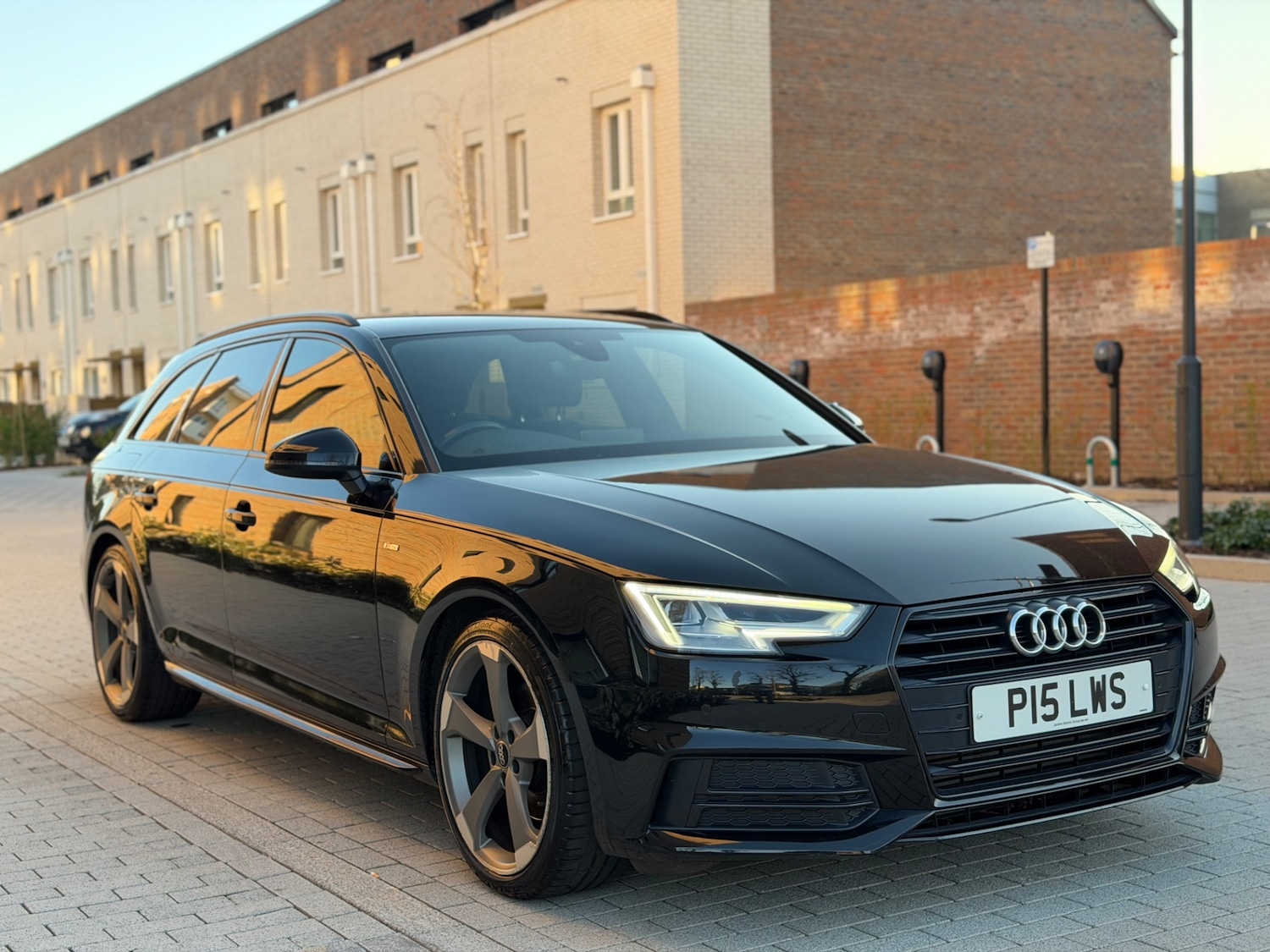 Used Audi A4 2016 for sale - 77939291: Photo 3