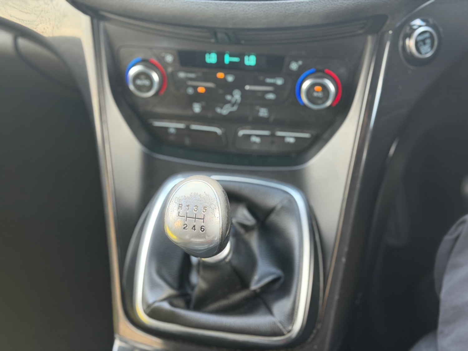 Used Ford Kuga 2016 for sale - 76380385: Photo 13