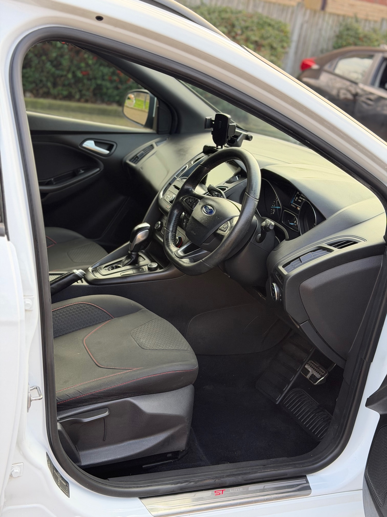 Used Ford Focus 2017 for sale - 77398854: Photo 12