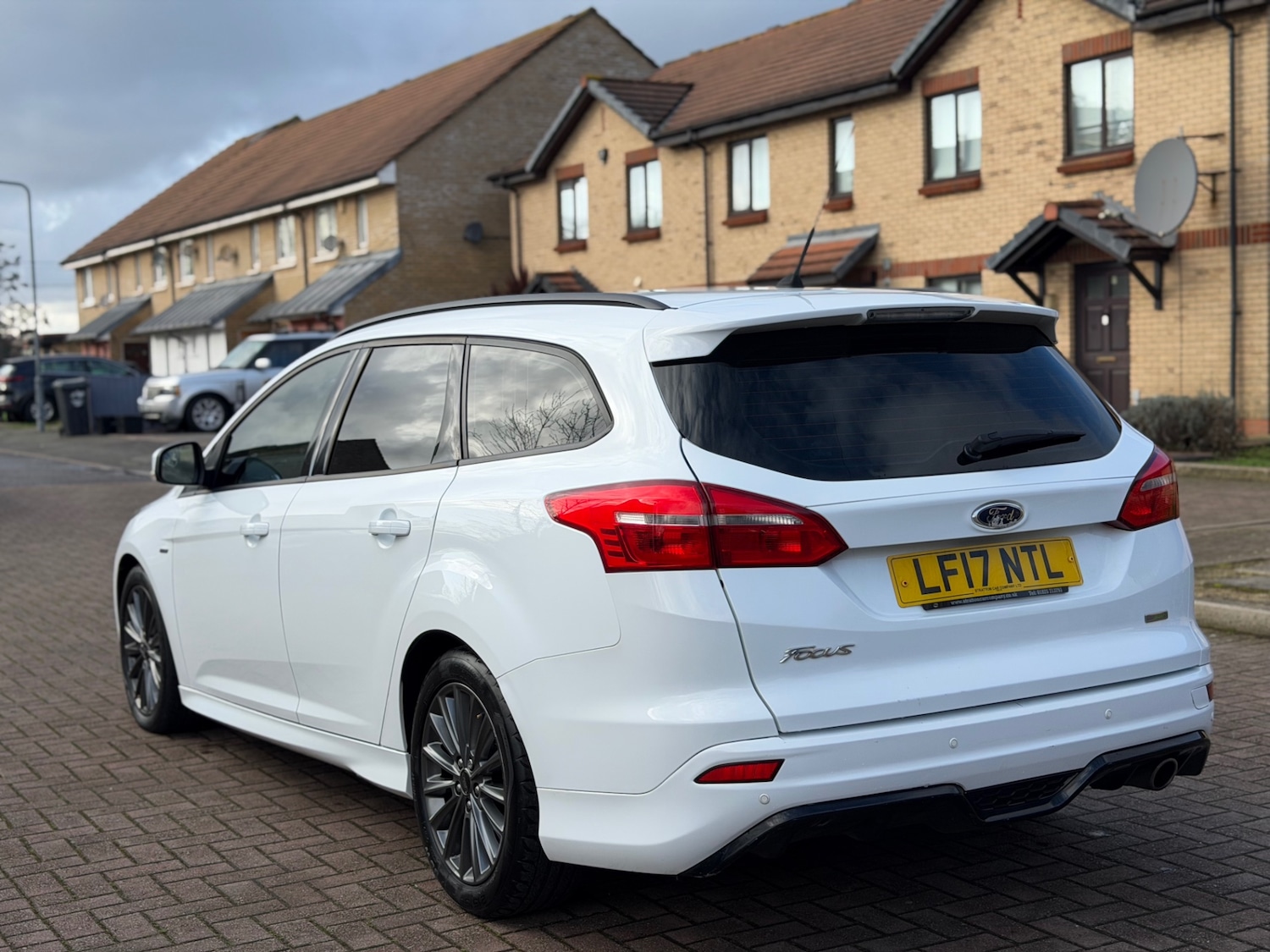 Used Ford Focus 2017 for sale - 77398854: Photo 7