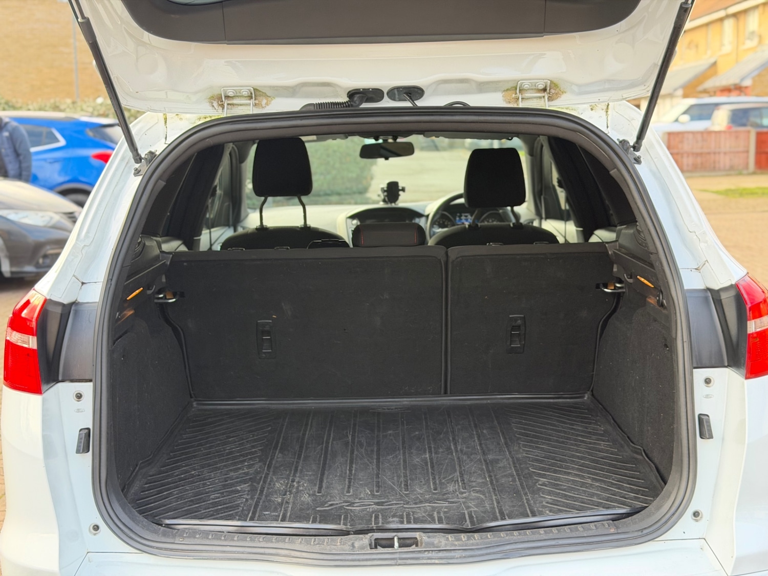 Used Ford Focus 2017 for sale - 77398854: Photo 9