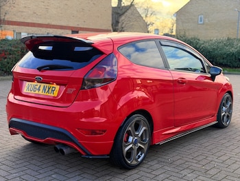 Used Ford Fiesta 2014 for sale - 77312430: Photo