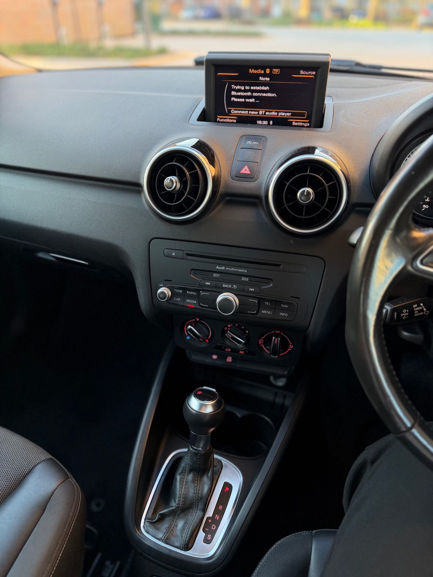 Used Audi A1 2011 for sale - 77674221: Photo 14