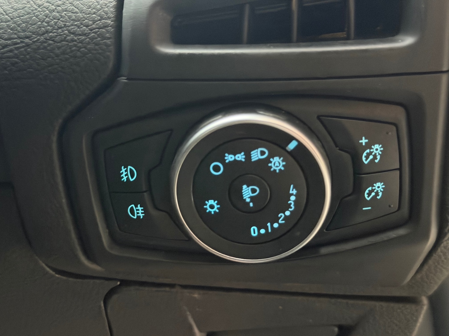 Used Ford Focus 2017 for sale - 77641744: Photo 18