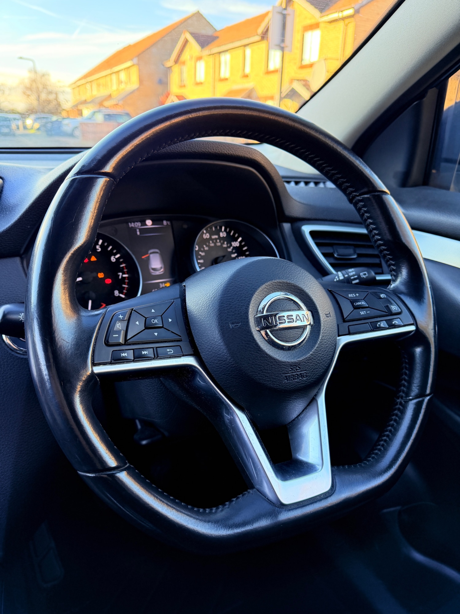 Used Nissan Qashqai 2017 for sale - 77201043: Photo 19