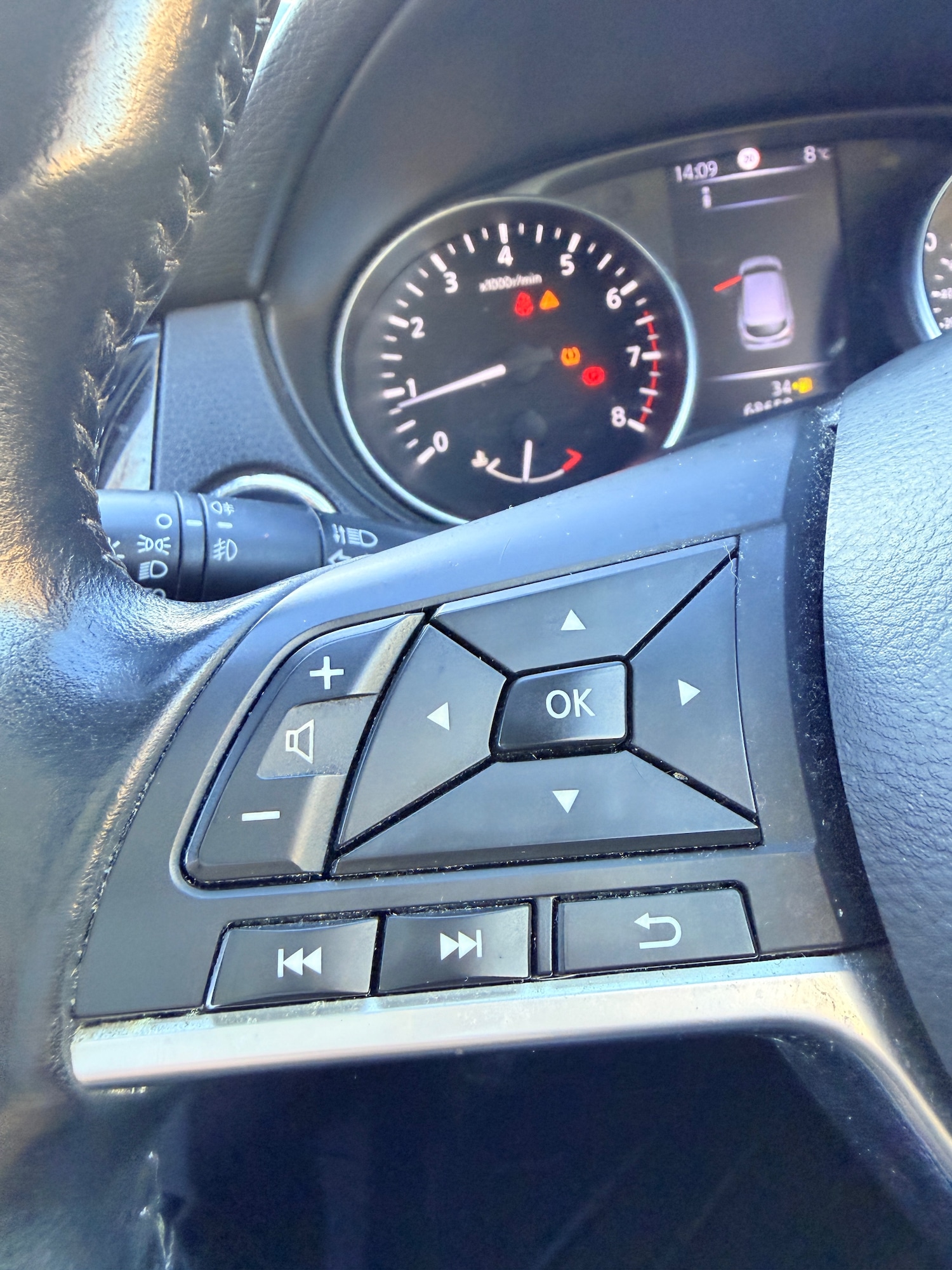 Used Nissan Qashqai 2017 for sale - 77201043: Photo 20