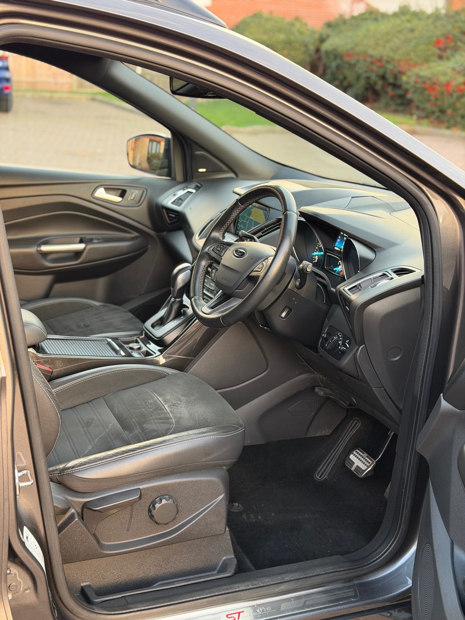 Used Ford Kuga 2016 for sale - 76468832: Photo 10