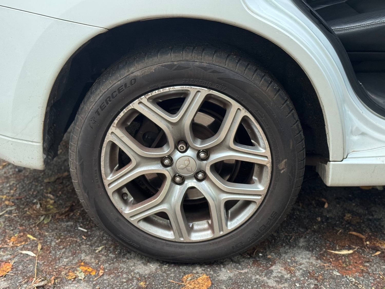 Used Mitsubishi Outlander 2015 for sale - 76458697: Photo 11