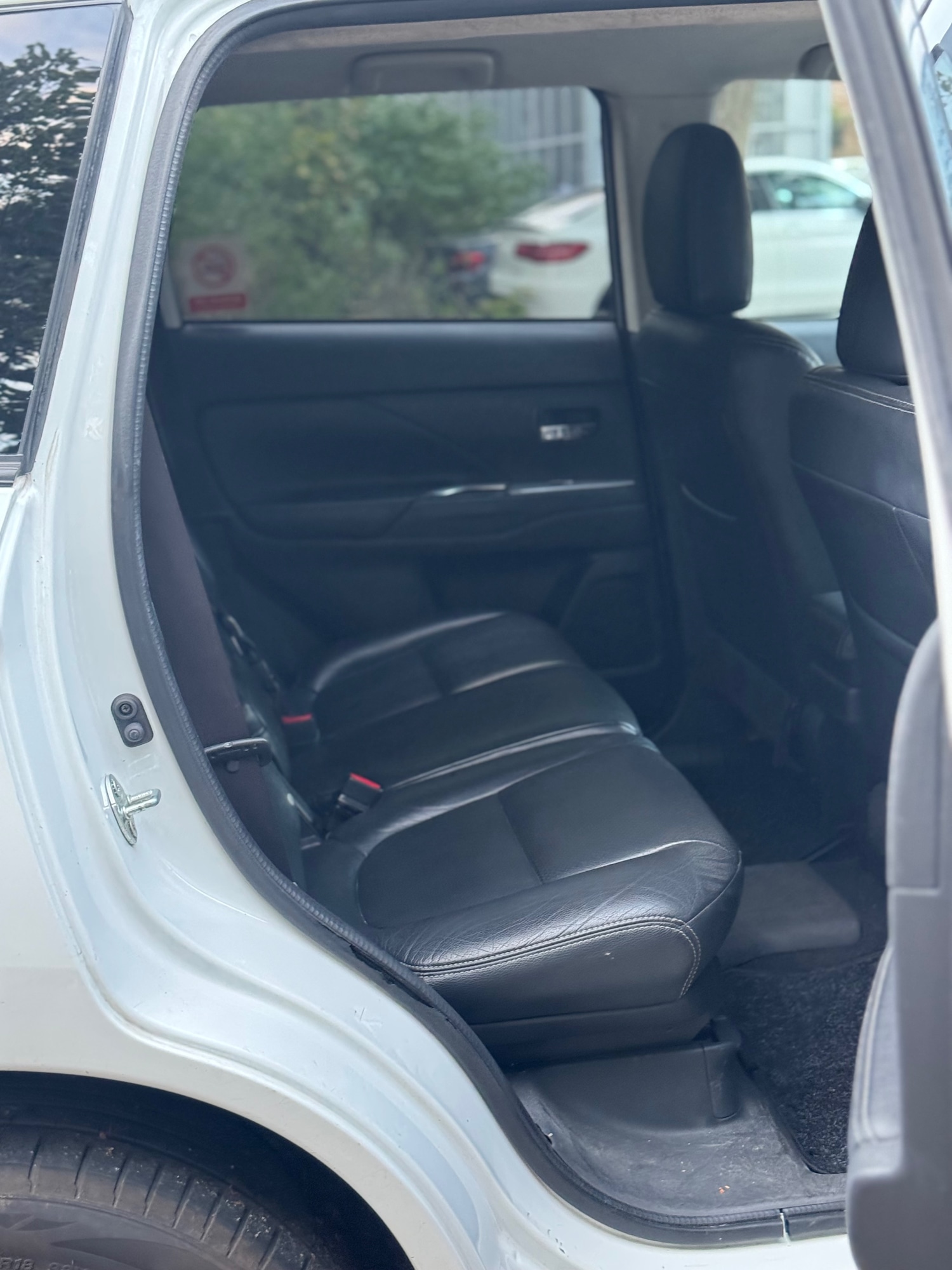 Used Mitsubishi Outlander 2015 for sale - 76458697: Photo 12