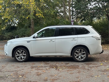Used Mitsubishi Outlander 2015 for sale - 76458697: Photo