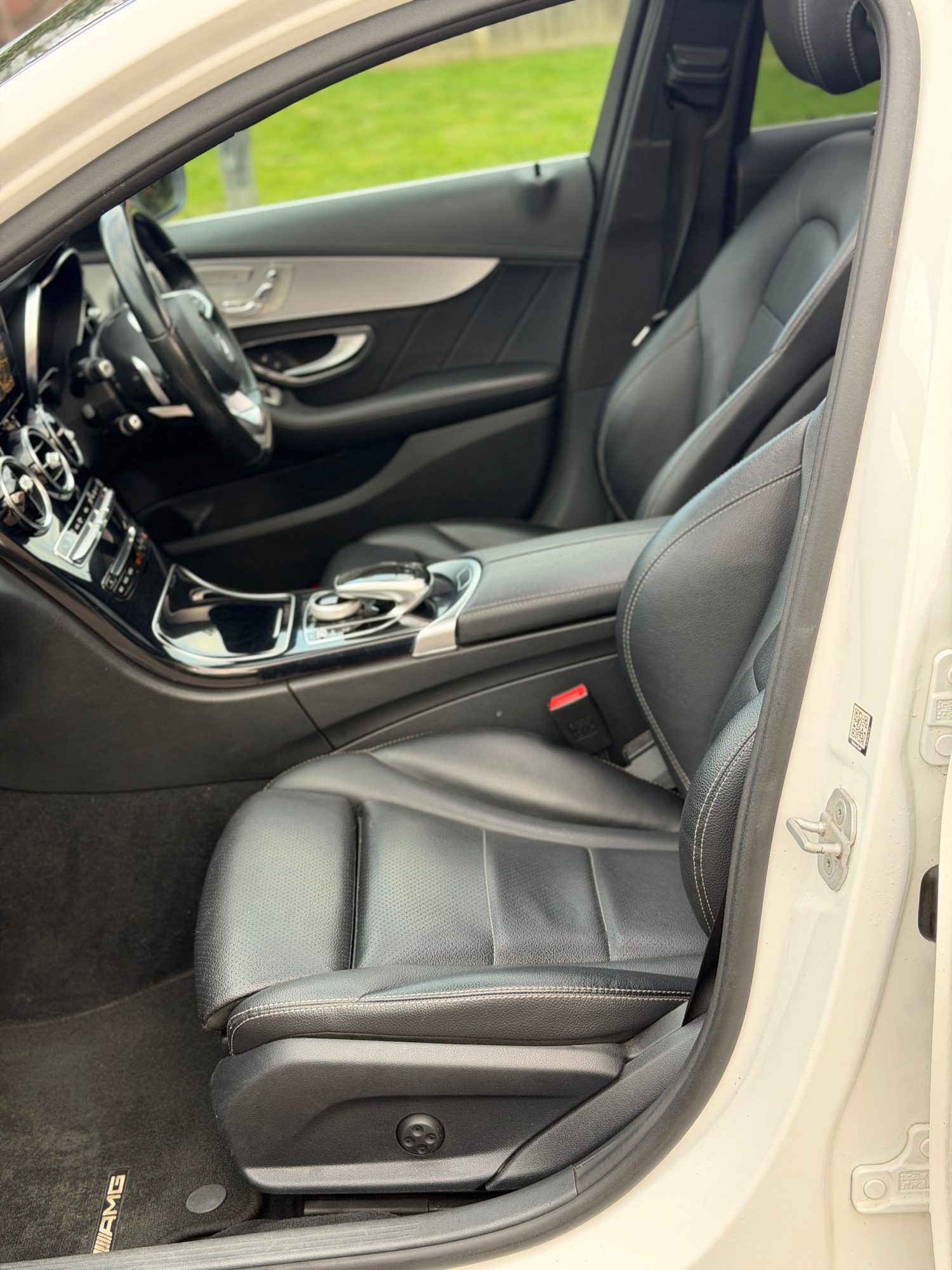 Used Mercedes-Benz C Class 2015 for sale - 77392748: Photo 21