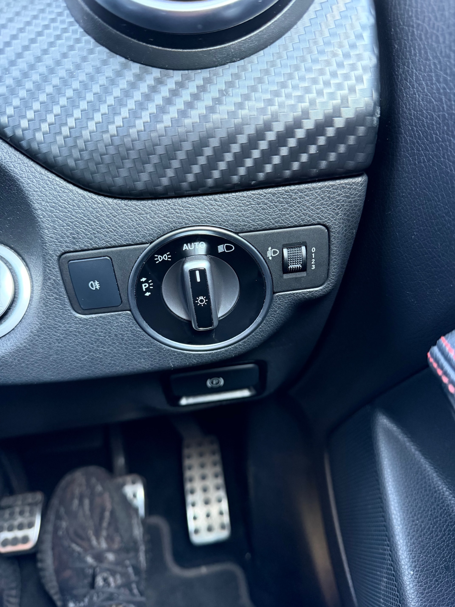 Used Mercedes-Benz A-Class 2017 for sale - 78109035: Photo 11