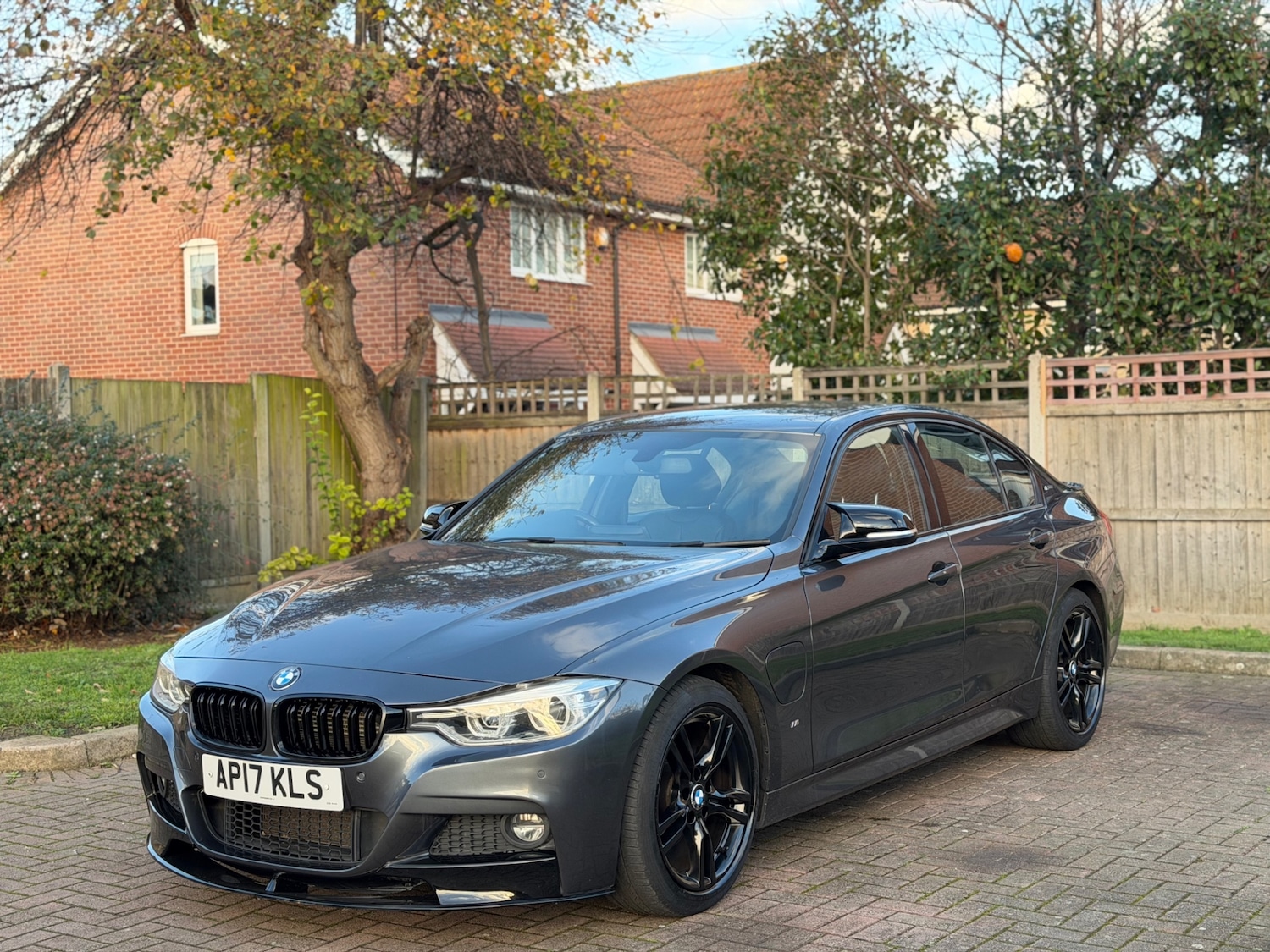 Used BMW 3 Series 2017 for sale - 77009877: Photo 3