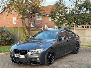 Used BMW 3 Series 2017 for sale - 77009877: Photo