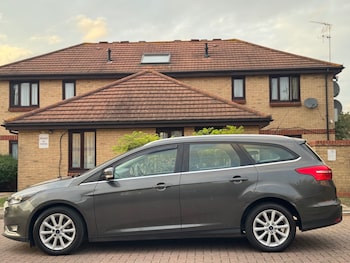 Used Ford Focus 2017 for sale - 75925270: Photo