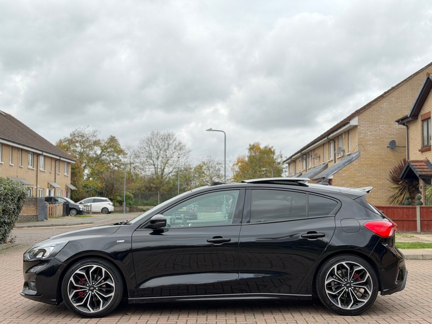 Used Ford Focus 2018 for sale - 76468049: Photo 4