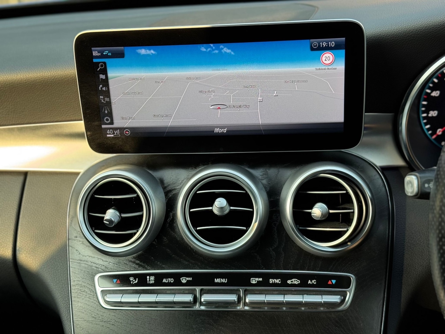 Used Mercedes-Benz C Class 2018 for sale - 77742454: Photo 10