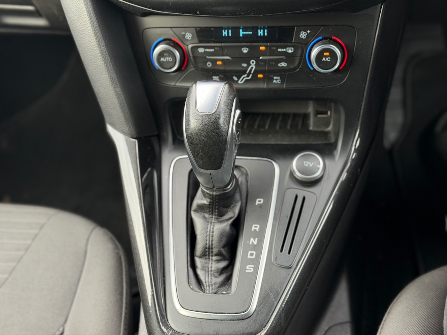 Used Ford Focus 2015 for sale - 76480555: Photo 16