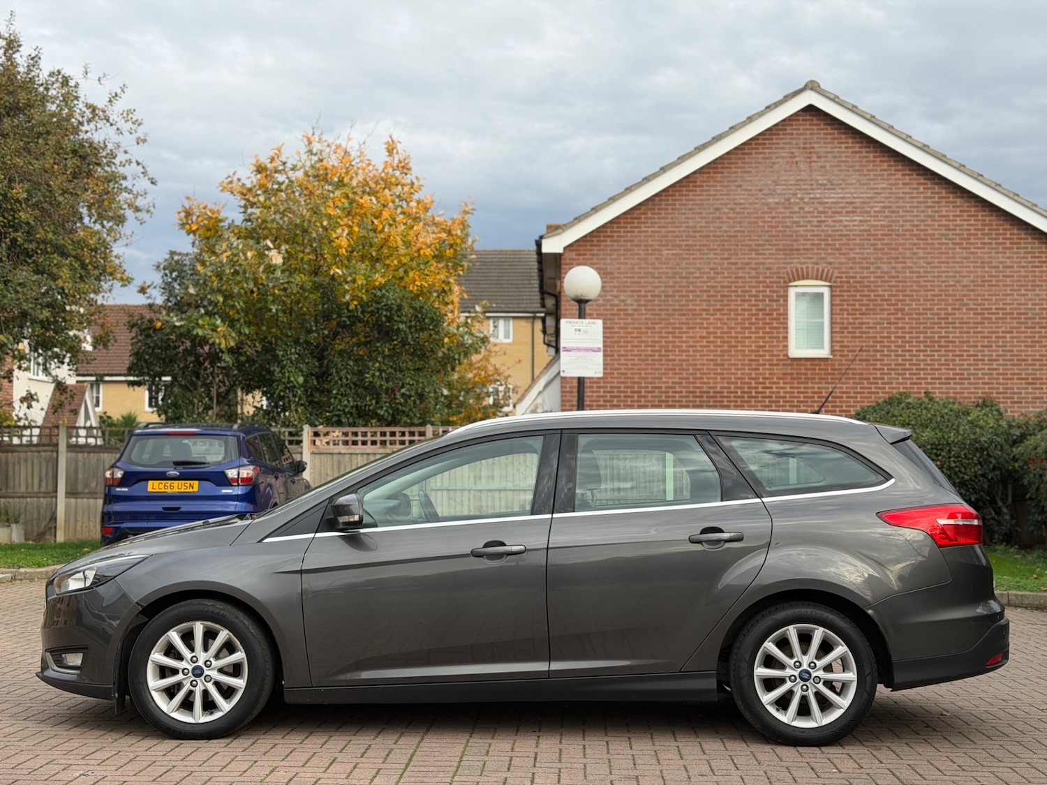 Used Ford Focus 2015 for sale - 76480555: Photo 4