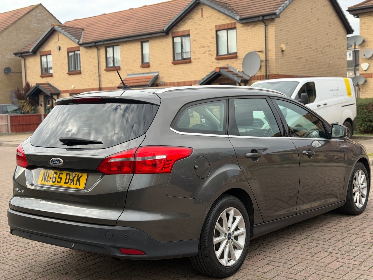 Used Ford Focus 2015 for sale - 76480555: Photo 6