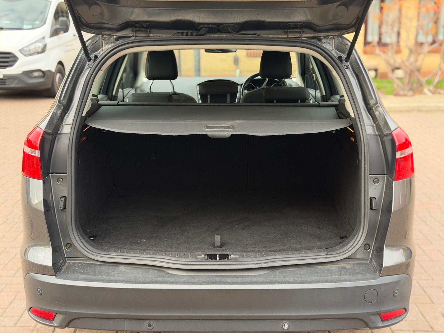 Used Ford Focus 2015 for sale - 76480555: Photo 9