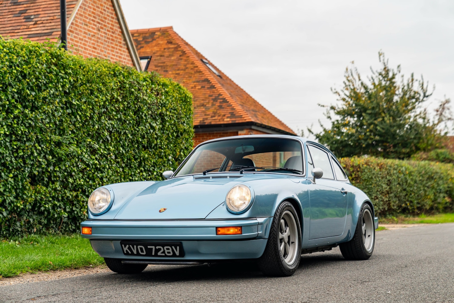 Used Porsche 911 2023 for sale - 77932933: Photo 2