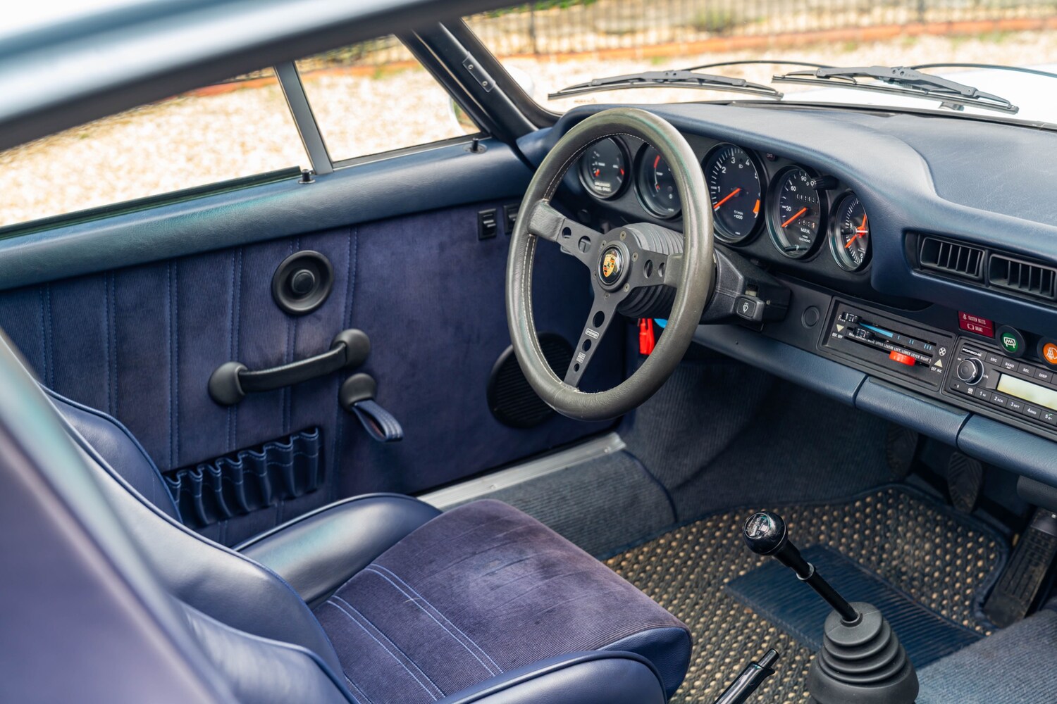 Used Porsche 911 2023 for sale - 77932933: Photo 35